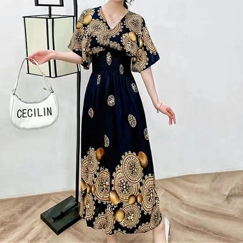 Kadın Retro Elbise – V Yaka, Uzun, Çiçek Desenli, Plaj ve Tatil Stili