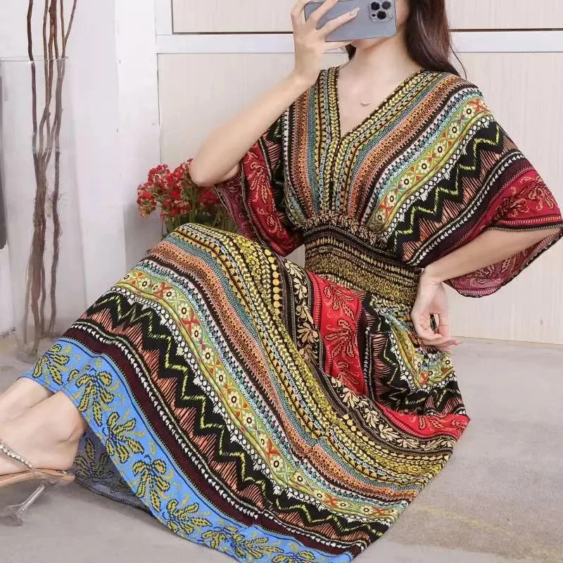 Kadın Retro Elbise – V Yaka, Uzun, Çiçek Desenli, Plaj ve Tatil Stili