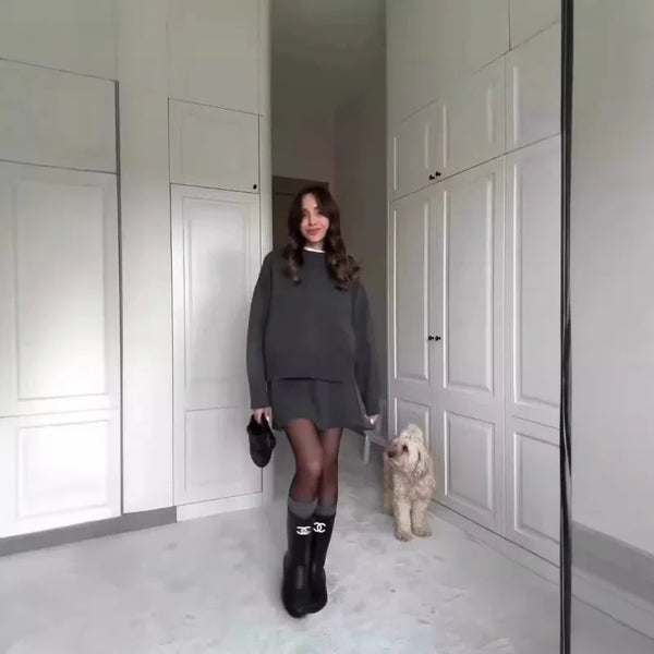 Kadın Triko Mini Elbise Takımı – Sonbahar İçin Şık ve Rahat